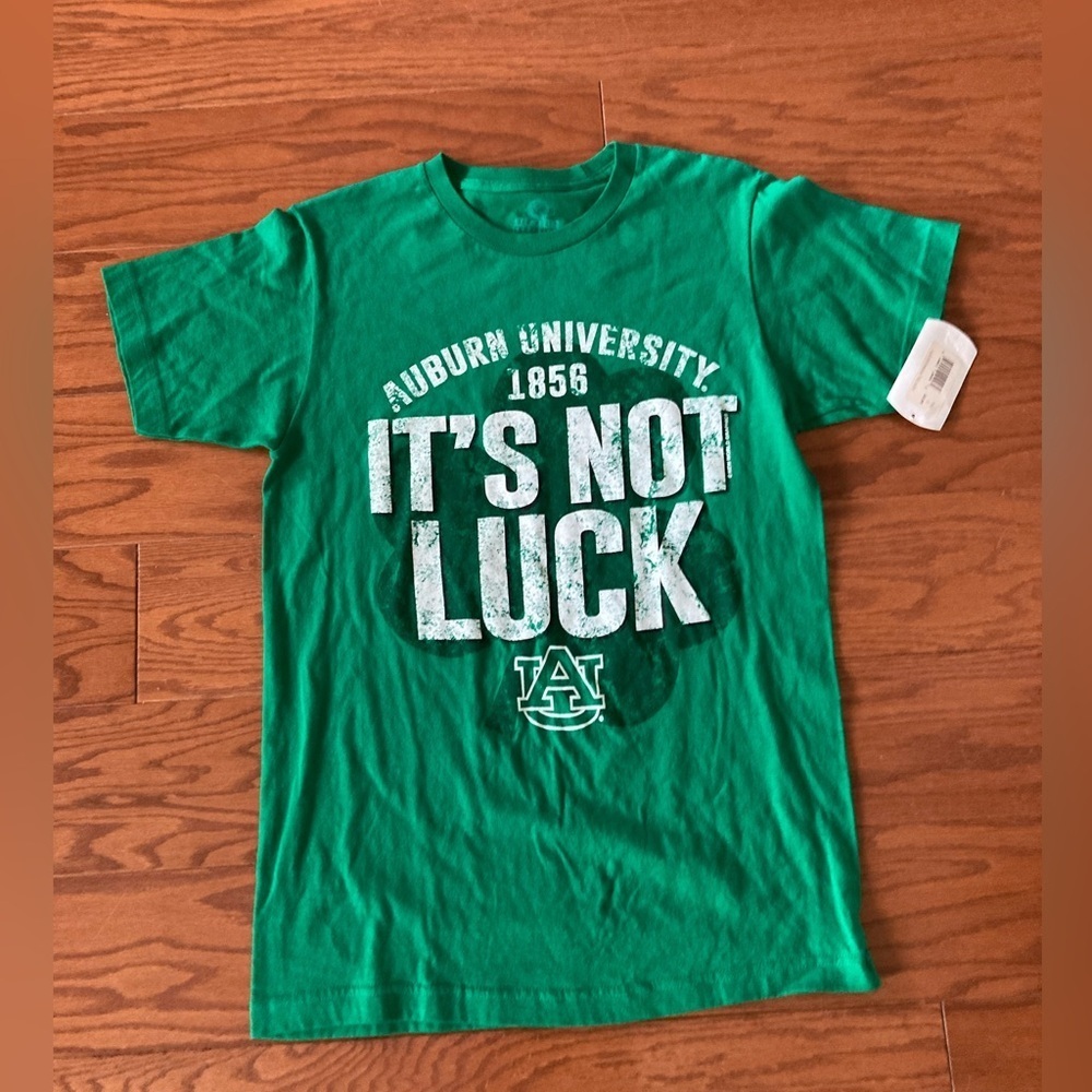 Auburn University 1856 It’s Not Luck NWT St. Patrick’s Tee Shirt Size Small